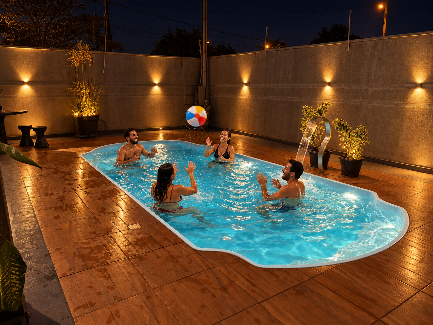 Amigos aproveitando a piscina